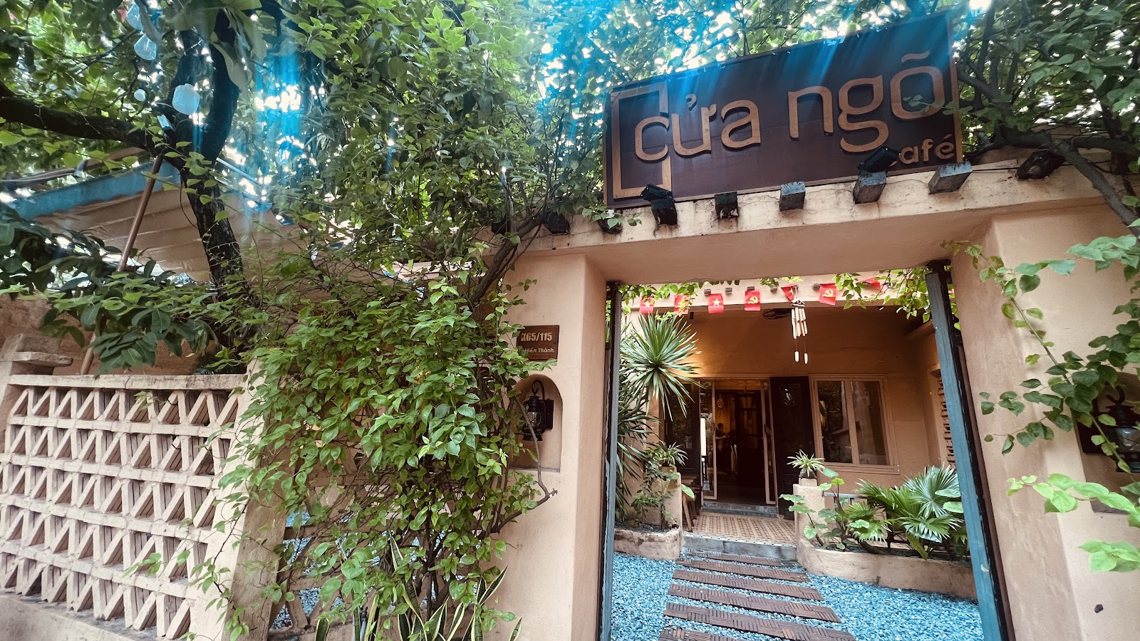 Không gian Cửa Ngõ Café Đà Nẵng